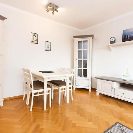 Strandnixe 301 Apartman